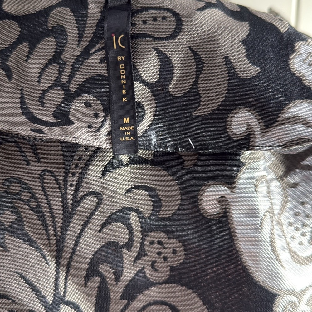 IC by Connie K Metalic grays Button Front blazer Size Medium - Picture 4 of 5
